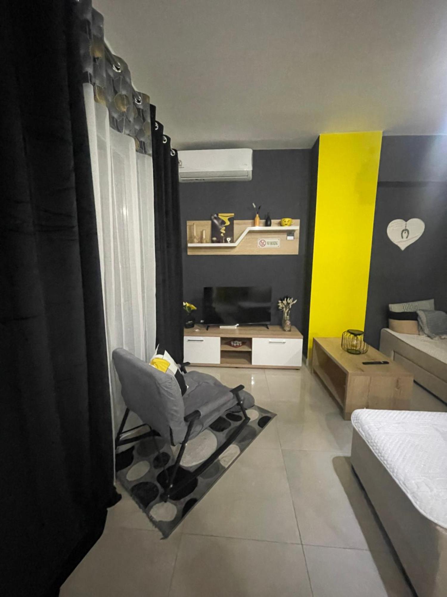 Marsela Gurma Apartments Sarandë エクステリア 写真